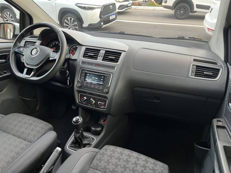 VOLKSWAGEN - FOX - 2016/2016 - Branca - R$ 55.000,00
