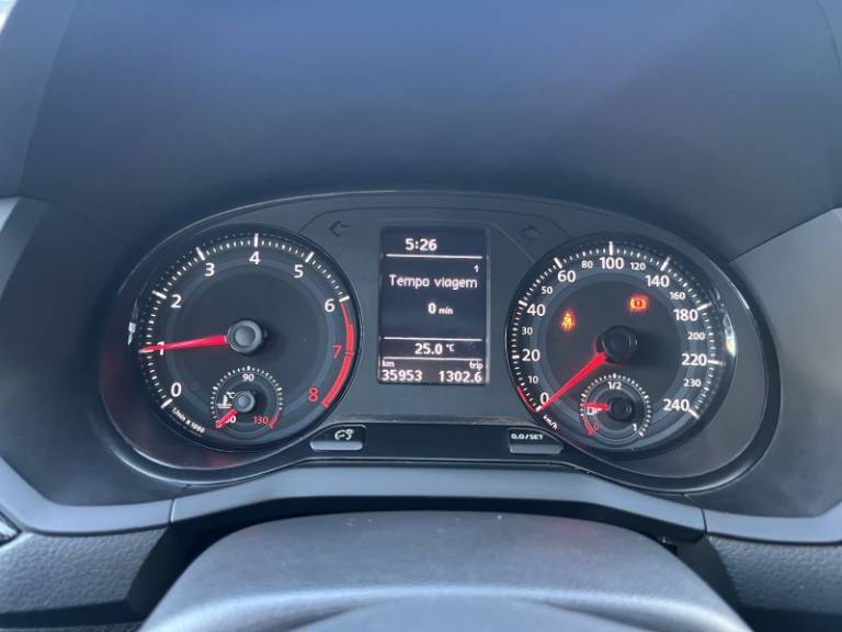 VOLKSWAGEN - SAVEIRO - 2021/2021 - Branca - R$ 71.900,00
