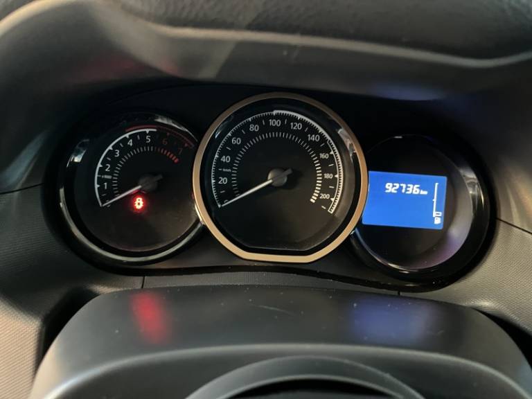 RENAULT - DUSTER - 2017/2018 - Preta - R$ 75.000,00