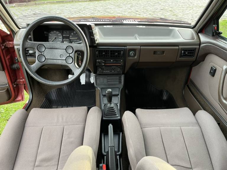 VOLKSWAGEN - VOYAGE - 1989/1989 - Vermelha - R$ 69.900,00