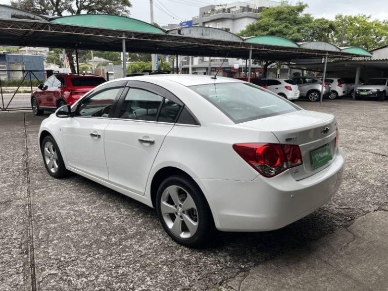 CHEVROLET - CRUZE - 2013/2014 - Branca - R$ 64.900,00