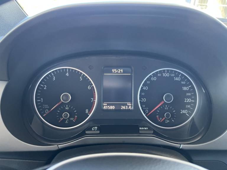 VOLKSWAGEN - FOX - 2021/2022 - Branca - R$ 75.000,00