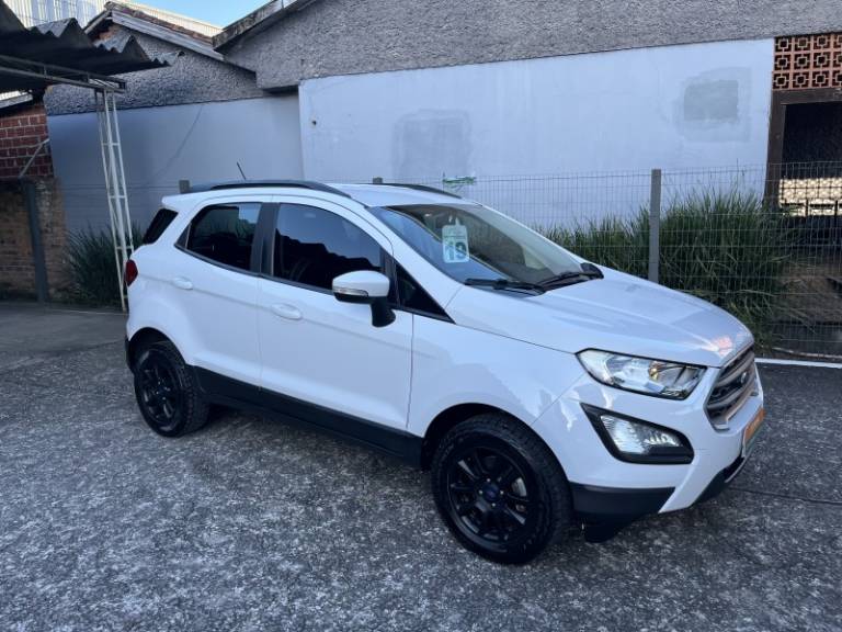 FORD - ECOSPORT - 2019/2019 - Branca - R$ 75.000,00