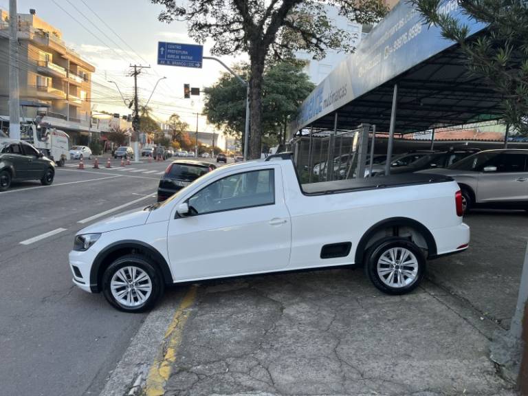 VOLKSWAGEN - SAVEIRO - 2021/2021 - Branca - R$ 71.900,00