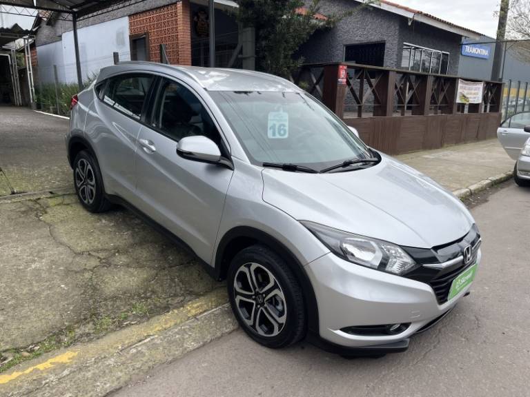 HONDA - HR-V - 2015/2016 - Prata - R$ 86.900,00