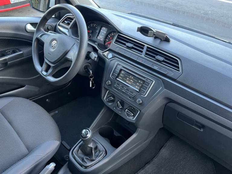 VOLKSWAGEN - SAVEIRO - 2021/2021 - Branca - R$ 71.900,00