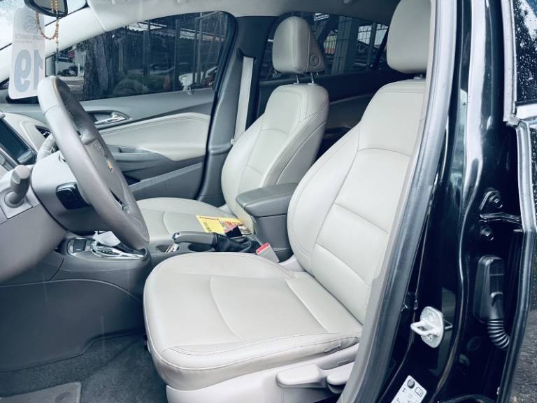 CHEVROLET - CRUZE - 2018/2019 - Preta - R$ 109.000,00