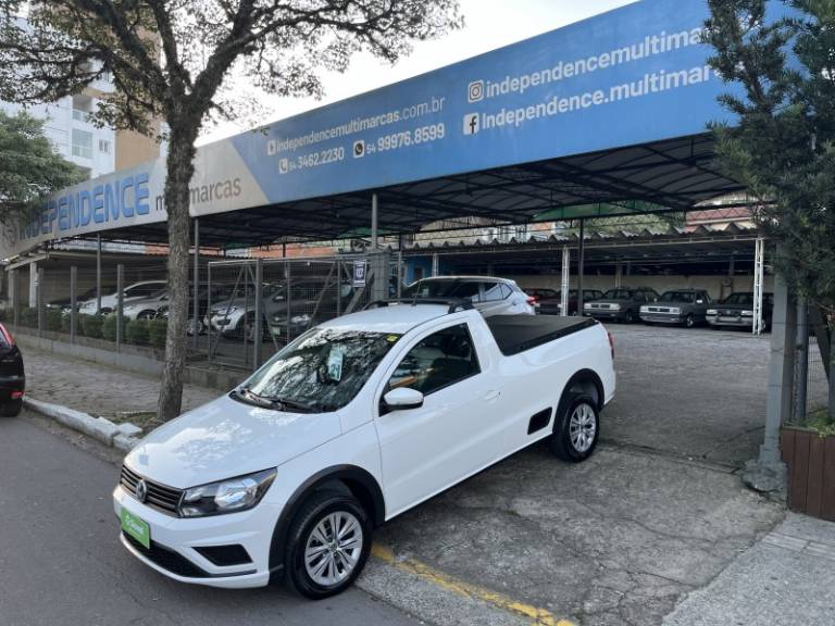 VOLKSWAGEN - SAVEIRO - 2021/2021 - Branca - R$ 71.900,00