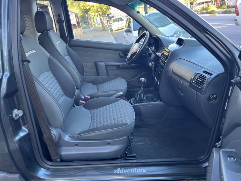 FIAT - STRADA - 2013/2013 - Cinza - R$ 59.900,00