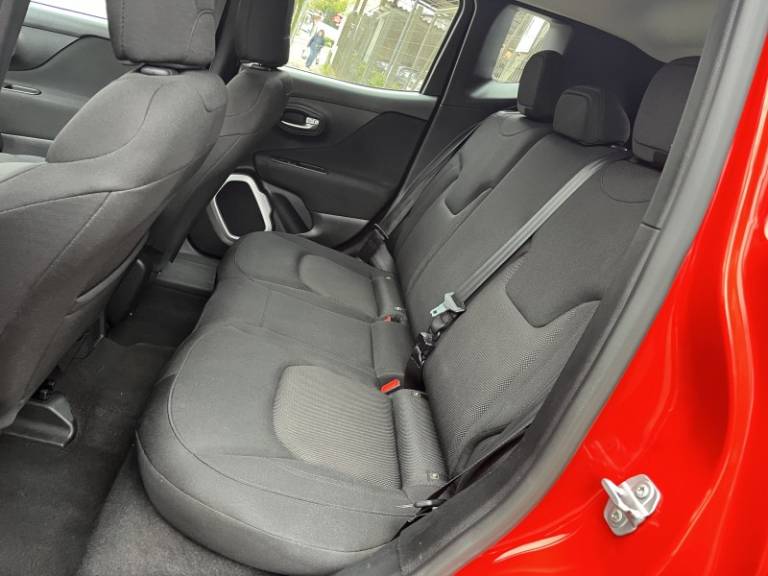 JEEP - RENEGADE - 2018/2019 - Vermelha - R$ 79.900,00