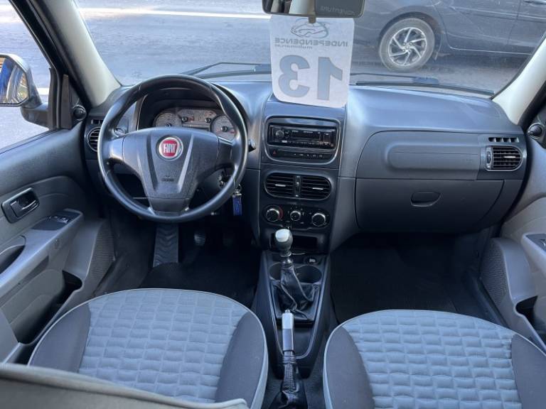 FIAT - STRADA - 2013/2013 - Cinza - R$ 59.900,00