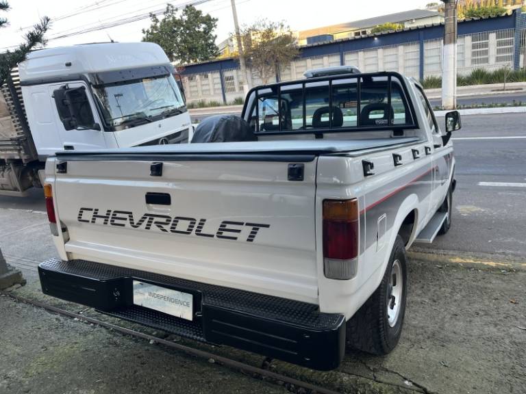 CHEVROLET - D20 - 1993/1994 - Branca - R$ 119.900,00