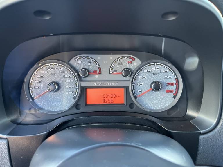 FIAT - STRADA - 2013/2013 - Cinza - R$ 59.900,00