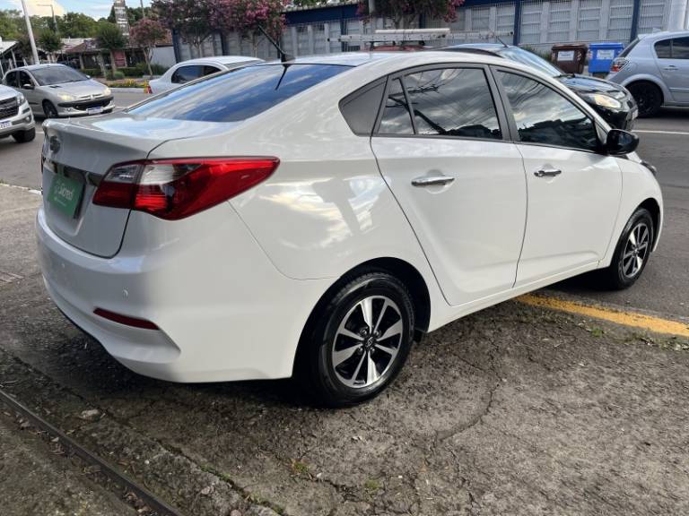HYUNDAI - HB20S - 2019/2019 - Branca - R$ 59.900,00