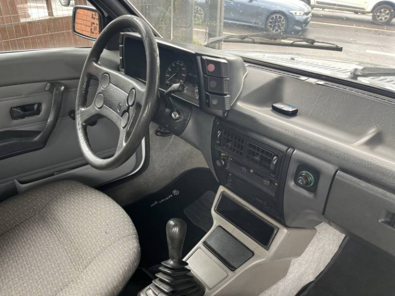 VOLKSWAGEN - VOYAGE - 1995/1995 - Branca - R$ 45.000,00