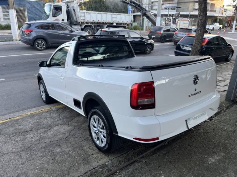VOLKSWAGEN - SAVEIRO - 2021/2021 - Branca - R$ 71.900,00