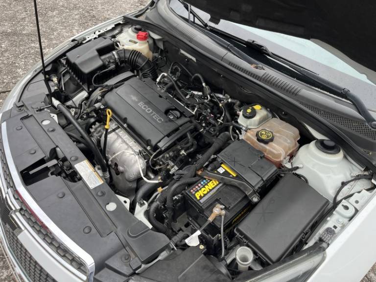 CHEVROLET - CRUZE - 2013/2014 - Branca - R$ 64.900,00