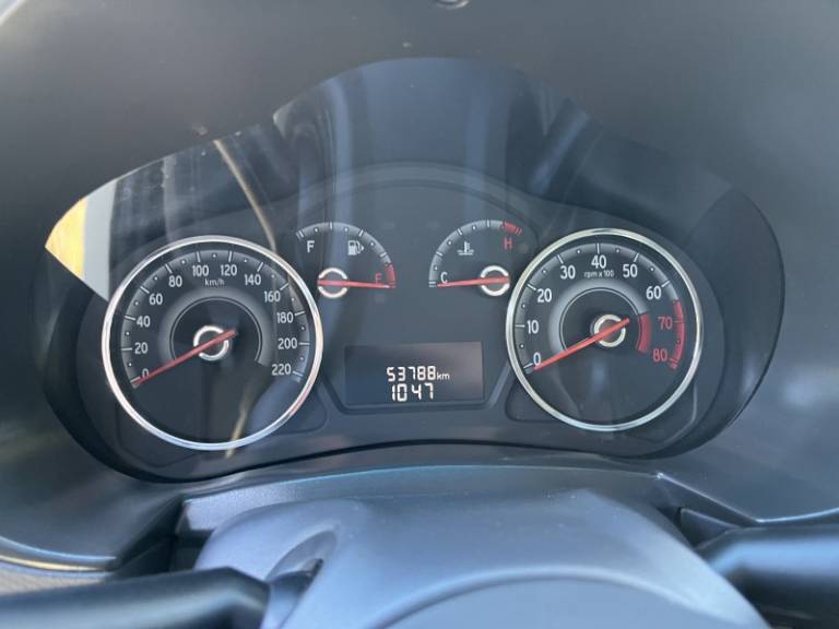 FIAT - PALIO - 2016/2017 - Branca - R$ 49.900,00